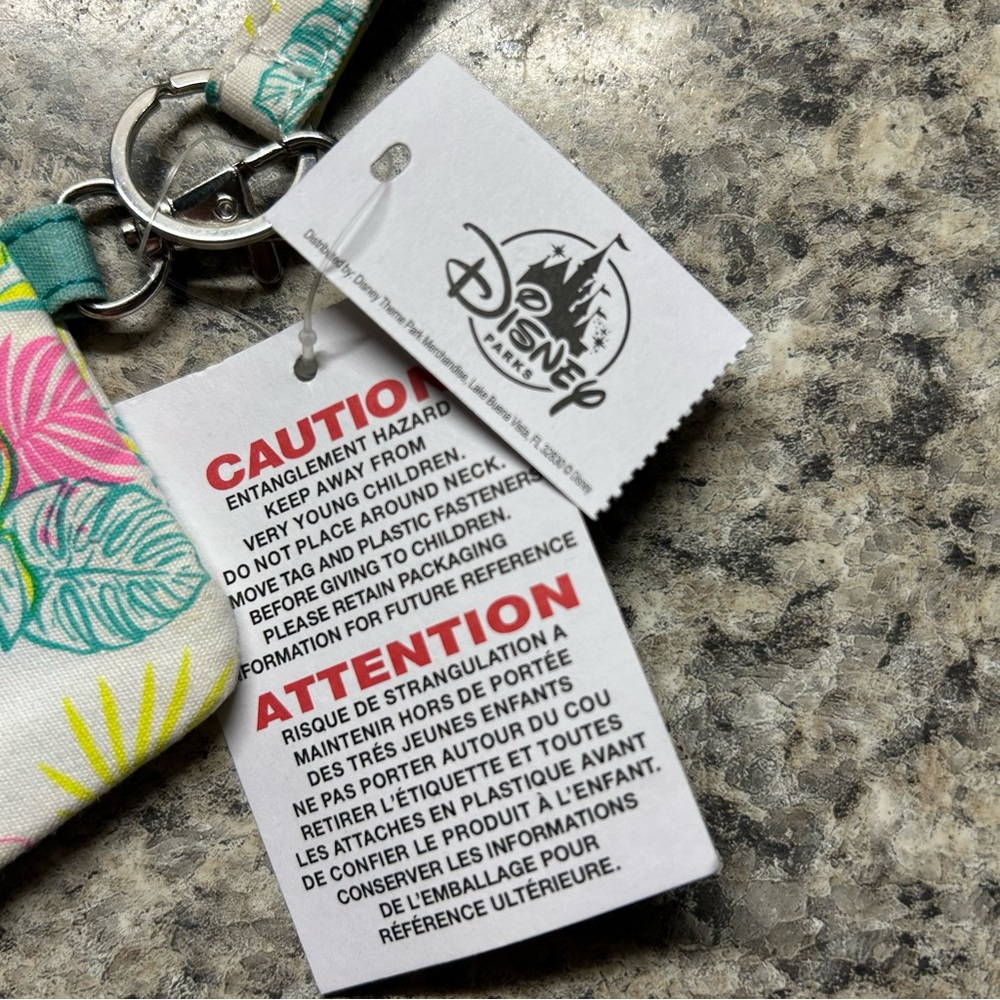 NWT Disney Castaway Cay Wallet Lanyard/Keychain - Picture 3 of 7